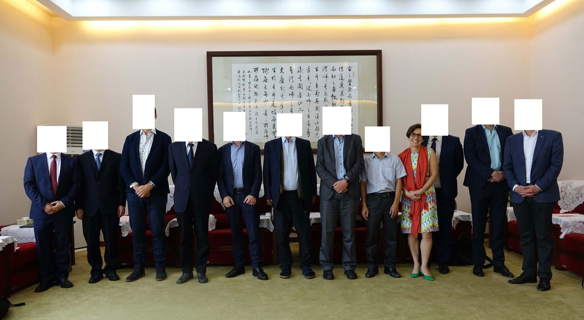 在网络合照中寻找女性身影, image 15